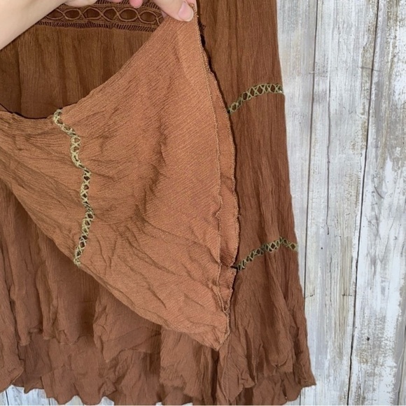 Jodifl Brown Wide Sleeve Blouse - Picture 3 of 6